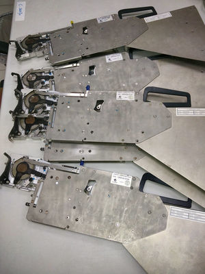 Beli Evest 12mm Feeder Untuk Evest EM-760L SMT Machine Original digunakan, kondisi bagus pembuatan online