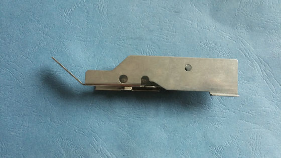 Beli Bagian Pengumpan SMT Logam KW1-M2240-00x Panduan Pita Penutup Pengumpan YAMAHA1200 Aspal YAMAHA pembuatan online