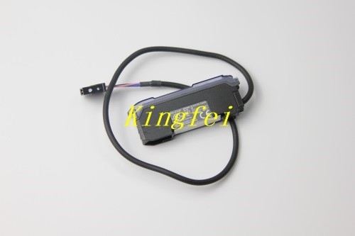 FUJI 2MGTCA002701 NXT III Track Fiber Amplifier dalam stok pengiriman cepat